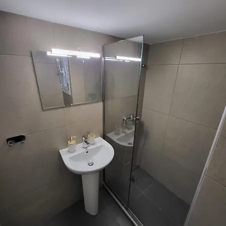 Apartment Now, Embassy One